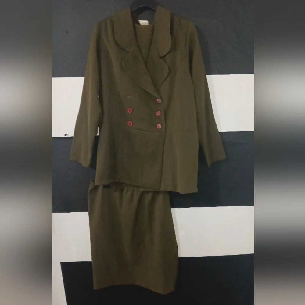 City Studio Women green olive matching set - Picture 5 of 16